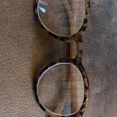 Gafas, ha sido reportado por Van der Valk Hotel Kasteel TerWorm con iLost