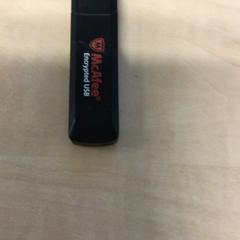Usb-stick Zwart, as reported by Haaglanden Medisch Centrum using iLost