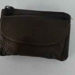 Portfel Schryvers, zgłoszono przez Regio Antwerpen - Brussel przy użyciu iLost