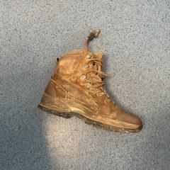 Zapato, segundo informou Breng Arnhem usando iLost
