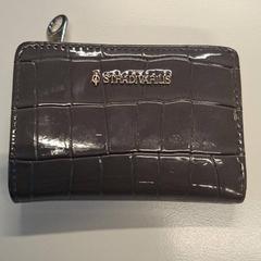 Portfele, zgłoszono przez Gemeente Hilversum przy użyciu iLost