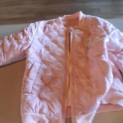 Jacke Roze, gemeldet von Familiepark Drievliet über iLost