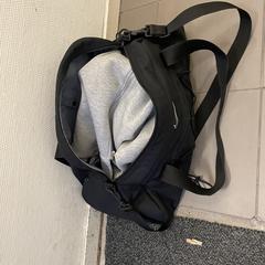 Zwarte sport tas, como reportado ao iLost