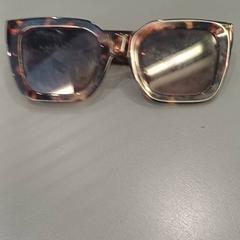 Sonnenbrille, gemeldet von Qbuzz GD Groningen HS über iLost