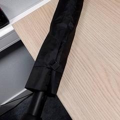 Paraply, rapporterat av Qbuzz Fryslân med iLost