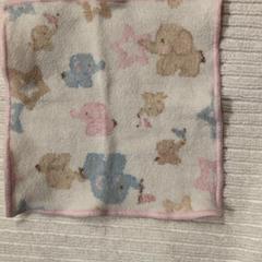 ハンカチ がiLostで IKEA長久手 によって報告されました