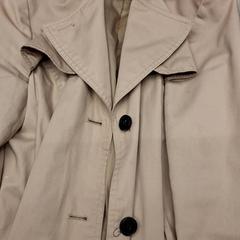 Bunda Beige, jak nahlášeno IKEA Montpellier pomocí iLost