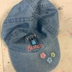 Petje Stitch, kinderpetje, as reported by Artis using iLost