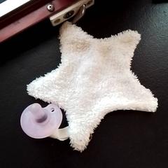 젖꼭지 Ster doekje, iLost를 사용하여 Apenheul에 보고됨