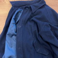 Chaqueta, ha sido reportado por GVB con iLost