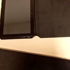 태블릿 Black, iLost를 사용하여 Mövenpick Hotel Amsterdam City Centre에 보고됨