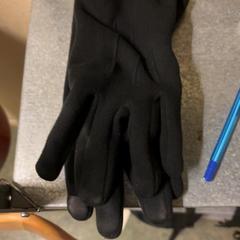 Guanti Black gloves 3 black stripes, come riportato da KABUL à GoGo / Teatro utilizzando iLost