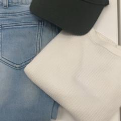 帽子と洋服, zoals gemeld door IKEA新三郷 met iLost
