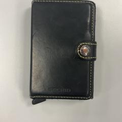 Posiadacz karty Ticoalu, zgłoszono przez Pathé Nijmegen przy użyciu iLost