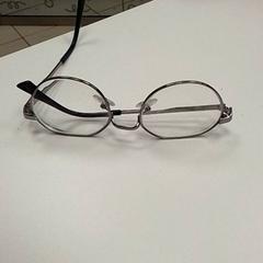 Glasögon, rapporterat av ilévia med iLost