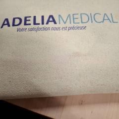 Pochette, come riportato da IKEA Rouen Tourville-La-Rivière utilizzando iLost