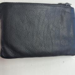 財布 Ibrahim がiLostで GVB によって報告されました