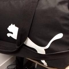 Utazótáska Zwart, amint azt Qbuzz Fryslân az iLost segítségével jelentette.