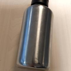 Ampolla per beure, segons ha informat Regio Oost-Vlaanderen mitjançant iLost