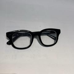 Gafas, ha sido reportado por IKEA横浜 con iLost