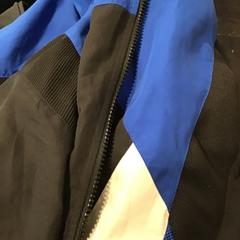 ジャケット がiLostで U-OV Utrecht によって報告されました