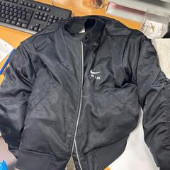 Jacket zwart, as reported by VITAZ campus Sint-Niklaas using iLost