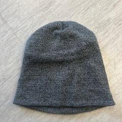 Kleding - Muts, jak nahlášeno Centraal magazijn pomocí iLost