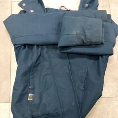 Kleidung - Jas donkerblauw, gemeldet von Regio Oost-Vlaanderen über iLost