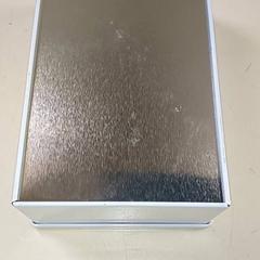 İLost kullanarak Regio Antwerpen - Brussel tarafından bildirildiği gibi Mutfak eşyaları ve gıda ürünleri - voorraad doos