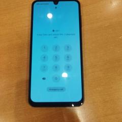 Mobiltelefon Zwart Samsung, amint azt Politiezone Rivierenland az iLost segítségével jelentette.