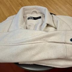 Kurtka Blanche, zgłoszono przez IKEA Nice Saint Isidore przy użyciu iLost