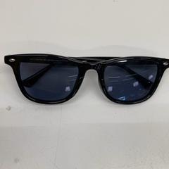 Gafas de sol, segundo informou IKEA新三郷 usando iLost