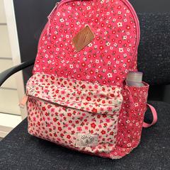 Ryggsekk roze, som rapportert av Centraal magazijn ved bruk av iLost