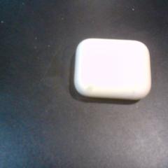 エアポッド がiLostで SnowWorld Landgraaf によって報告されました