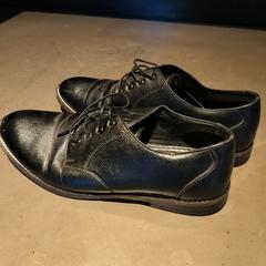Zapatos de home Black leater, segundo informou Hotel V Frederiksplein usando iLost