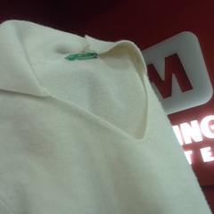 Sweater blanc, as reported by MEININGER Hotel Bordeaux Gare Saint-Jean using iLost