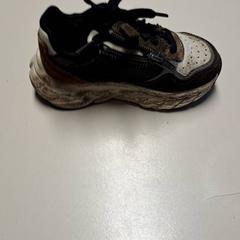 어린이 신발, iLost를 사용하여 Connexxion Haarlem IJmond에 보고됨