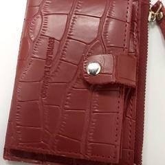 지갑 Gharsallah, iLost를 사용하여 Centraal magazijn에 보고됨