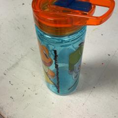 زجاجة، كما تم الإبلاغ عنه بواسطة Artis عبر iLost