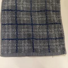 Lenço, como reportado por IKEA鶴浜 utilizando o iLost