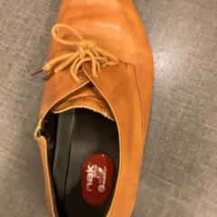 Bota Brown, jak nahlášeno MEININGER Hotel Brussels City Center pomocí iLost