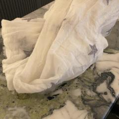 Shawl sjaal, as reported by Van der Valk Hotel Heerlen using iLost