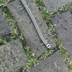 Schakel armband, ako bolo nahlásené iLost
