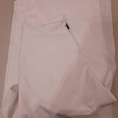 Tshirt, a été signalé par Van der Valk Hotel Schiphol utilisant iLost