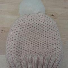 Hatt čepice, rapporterat av IKEA Ostrava med iLost