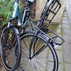 Twee damesfietsen, segons s'ha informat a iLost