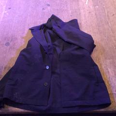 Bunda Donkerblauw, gestippeld materiaal, jak nahlášeno De Heeren van Aemstel pomocí iLost