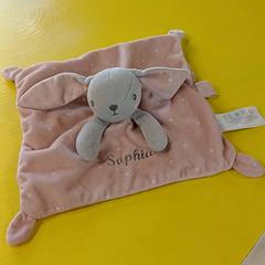 Doudou, a été signalé par IKEA Mulhouse utilisant iLost