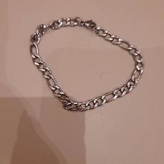 Karkötő Zilver, amint azt Van der Valk Hotel Schiphol az iLost segítségével jelentette.