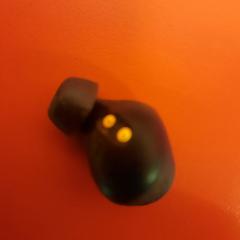 Earpod, a été signalé par UvA REC utilisant iLost